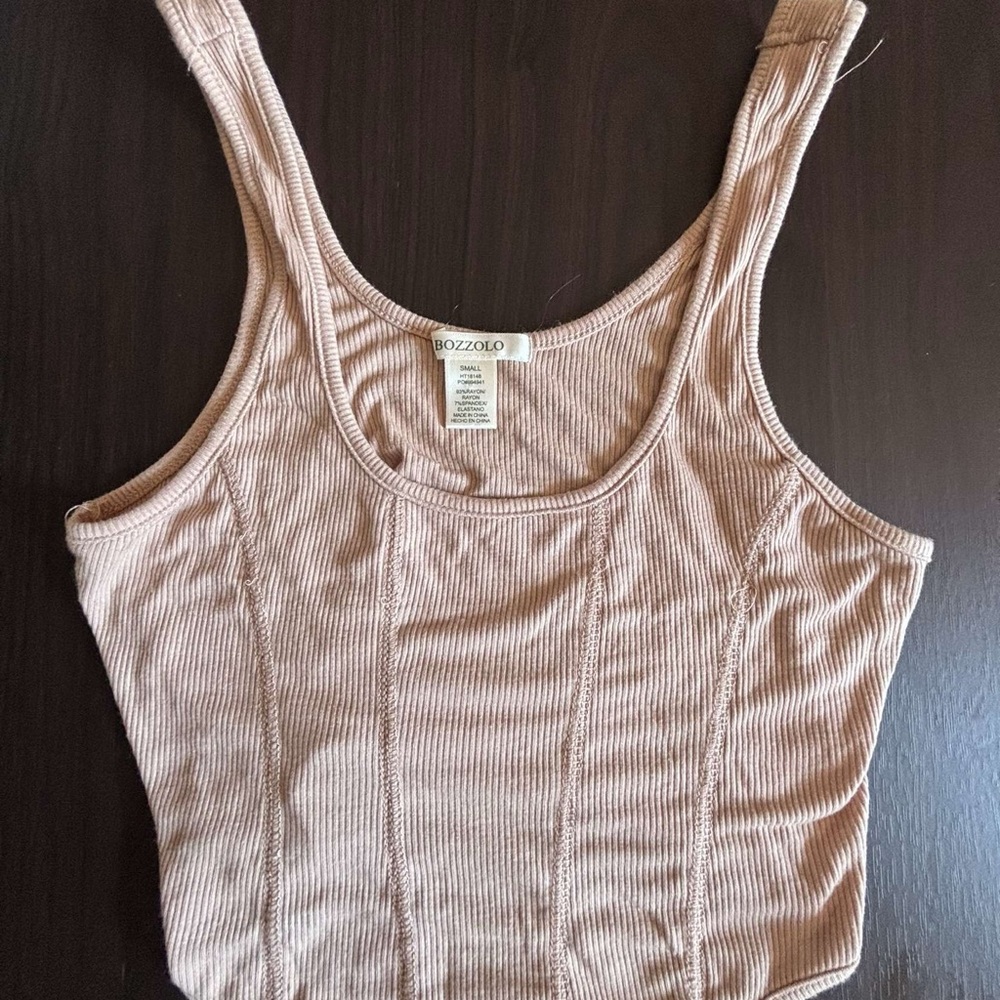 Bozzolo Cream Ribbed Fitted Crop top